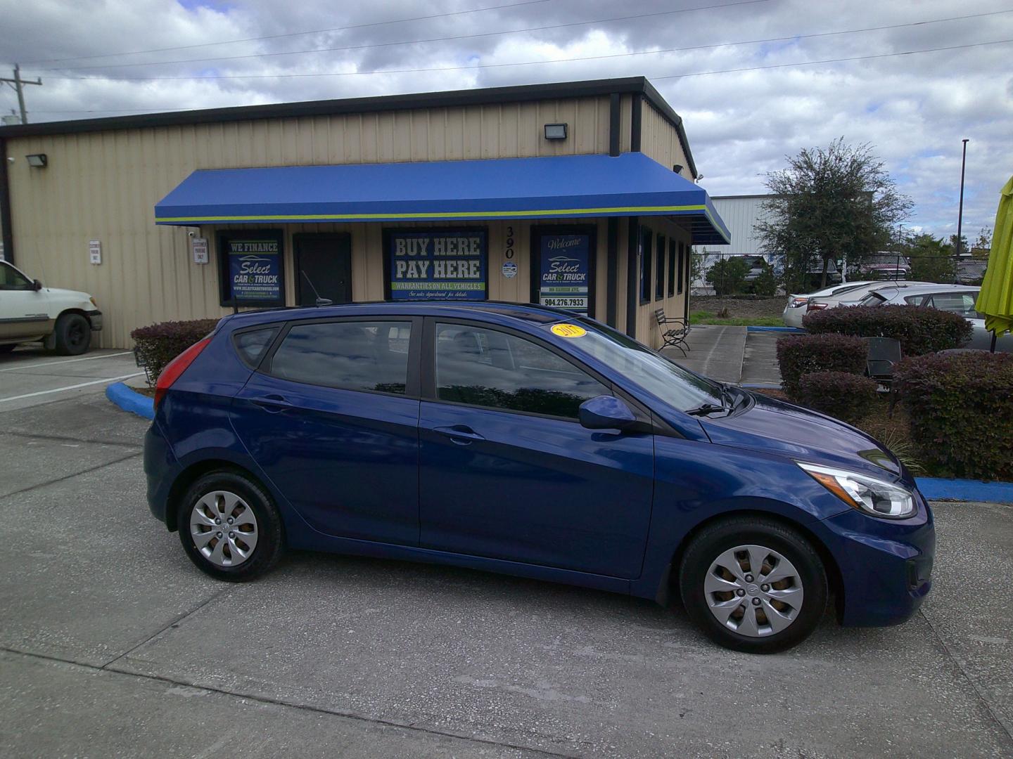 2017 BLUE HYUNDAI ACCENT SE (KMHCT5AE3HU) , located at 390 Hansen Avenue, Orange Park, FL, 32065, (904) 276-7933, 30.130497, -81.787529 - Photo#2